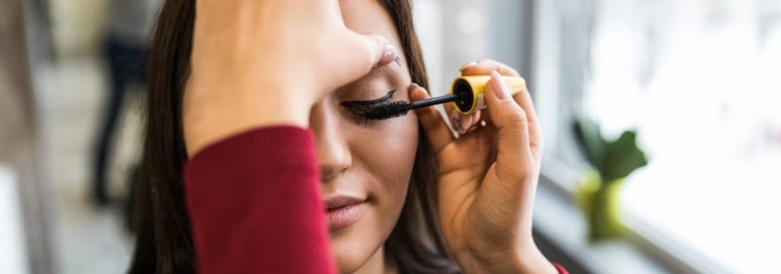 How to start an eyelash business in Australia
